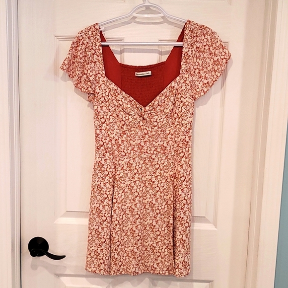 Mini dress - Picture 1 of 3